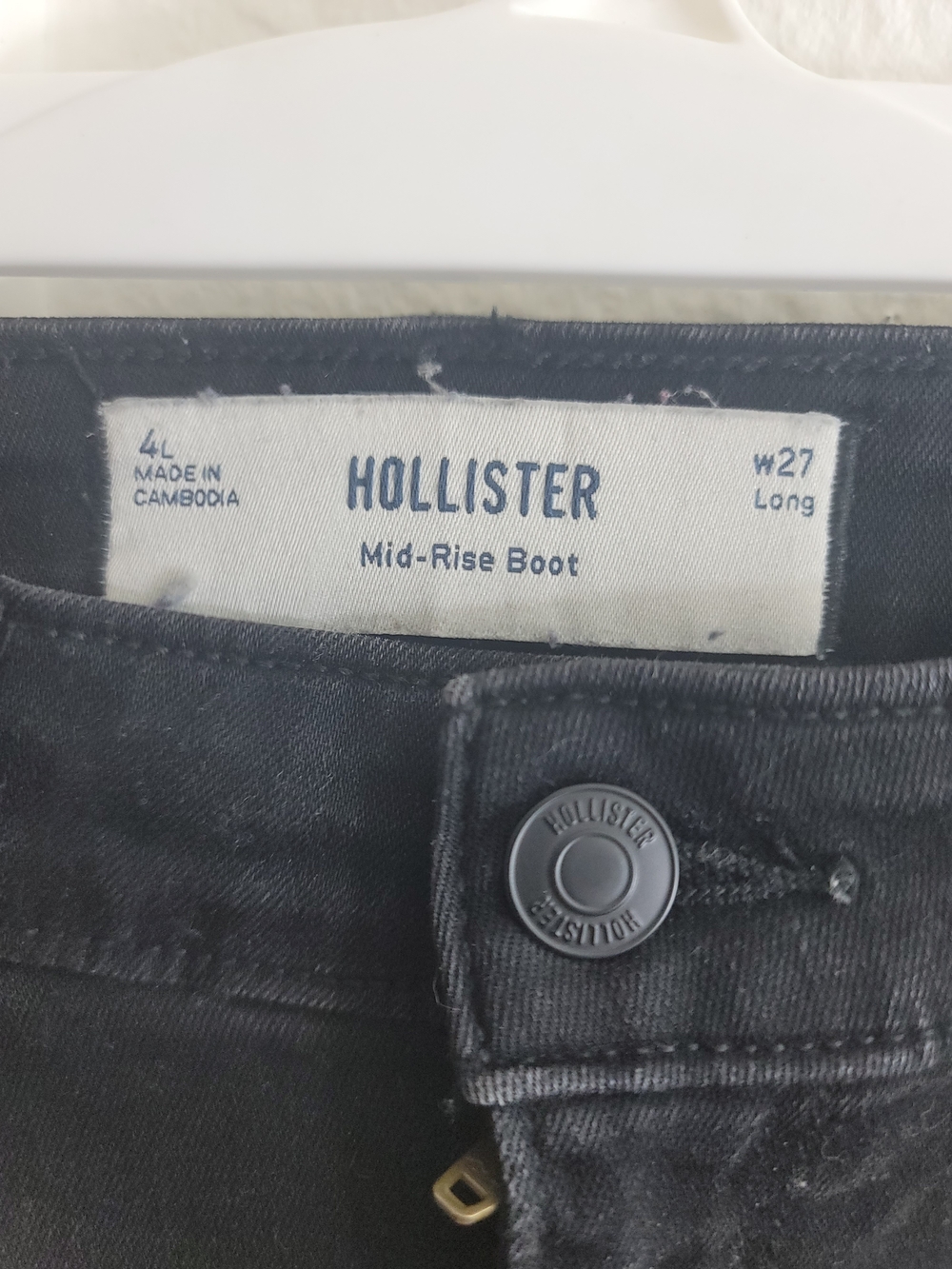 Hollister Mid-Rise Boot Jeans in Black